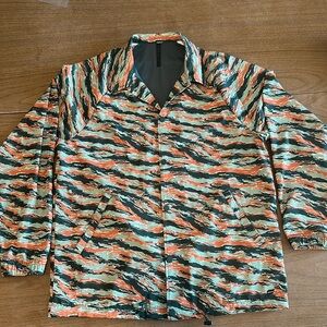 Fabletics Large Tiger Camo The Only Coach Jacket: Size medium